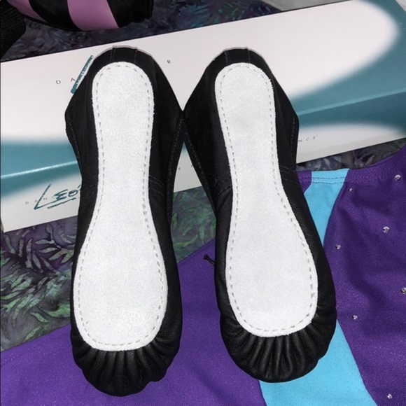 Leos Black Ballet Shoes Style 48 Width: W - Picture 3 of 3